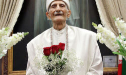 خورشید مهربان راستی آسمانی شد و به سوی اهورامزدا پ...