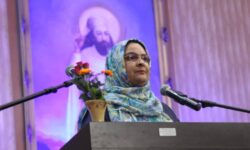 آغازگر یک پایان، در زادروز و به پیامبری رسیدن اش...