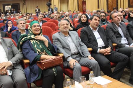 حضور نماینده زرتشتیان در جشنواره خیرین مدرسه‌ساز...